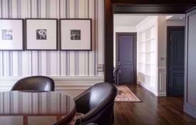 3 bed Penthouse in The Lumpini 24 Khlongtan Sub District for $1,234,000