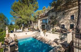 Detached house – Goult, Provence - Alpes - Cote d'Azur, France for 1,696,000 €