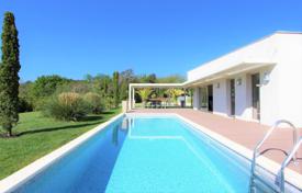 Bright villa with a terrace, a pool and a spacious garden in a prestigious area, near the golf course, Valbonne, Côte d'Azur, France for 1,490,000 € Bright villa with a terrace, a pool and a spacious garden in a prestigious area, near the golf course, Valbonne, Côte d'Azur, France for 1,490,000 €