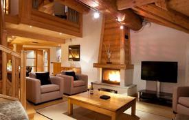 Chalet – Val d'Isere, Auvergne-Rhône-Alpes, France for 18,800 € per week