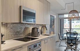 Apartment – Adelaide Street West, Old Toronto, Toronto,  Ontario,   Canada for C$800,000