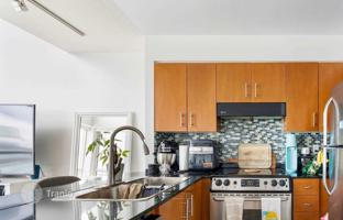 5-bedroom apartment in Merton Street for C$970,000