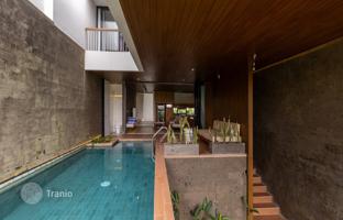 3-bedroom villa 200 m² in Canggu for $356,000
