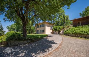 5-bedroom villa 438 m² in Arezzo for 1,090,000 €