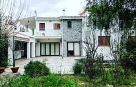Large luxury villa in Kakopetria for 800,000 €