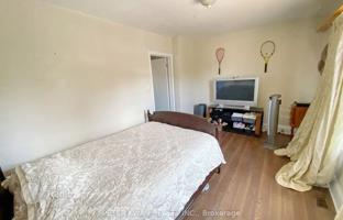 10-bedroom townhouse in Pape Avenue for C$1,297,000