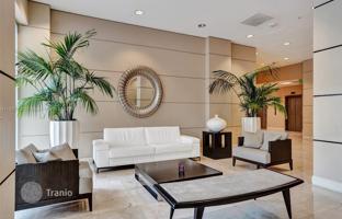 1-bedroom apartments in condo 93 m² in Collins Avenue for $358,000