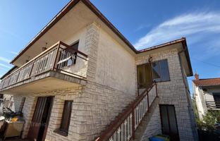 3-bedroom house 260 m² in Saršoni for 285,000 €