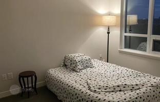 5-bedroom apartment in Lansdowne Avenue for C$808,000