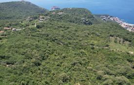 Kuljače, non-urbanized plot of 4441 m² with sea view for 186,000 €