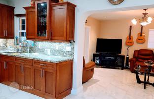 4-bedroom house 204 m² in Miami Gardens for $760,000
