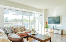Apartment – Dundas Street West, Toronto, Ontario,  Canada for C$772,000