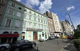 The most iconic location in Budapest. Flat for sale in front of the Danube and the Mariott Hotel. for 268,000 €