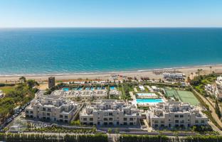 2-bedroom apartment 97 m² in Estepona for 1,595,000 €