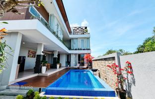 3-bedroom villa 221 m² in Ungasan for $414,000