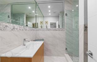 3-bedroom house 212 m² in Miami for $1,490,000