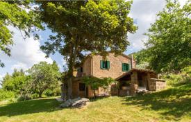 Renovated villa with a swimming pool, a helipad and agricultural land, Orvieto, Umbria, Italy for 990,000 €