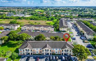 3-bedroom apartments in condo 100 m² in Homestead for $275,000