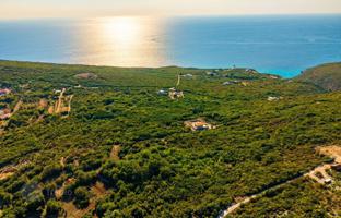 Land plot 4,000 m² in Zagora for 400,000 €