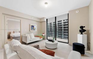 1-bedroom apartments in condo 77 m² in Miami for $1,075,000
