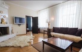 For sale 2 bedroom apartment in a renovated house in the center of Riga for 300,000 €