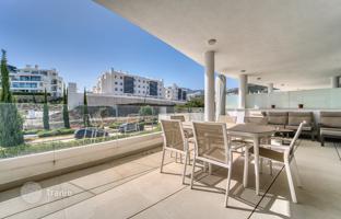 Modern two-bedroom apartment with a parking, Higueron, Andalusia, Spain for 560,000 €