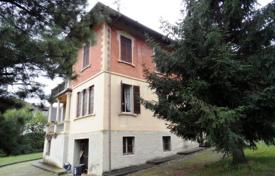 Villa – Stresa, Piedmont, Italy for 1,050,000 €