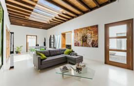 Renovated house with a garden, a garage and beautiful views in Tenerife, Spain for 1,360,000 €