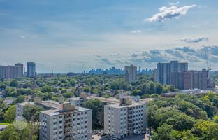 5-bedroom apartment in East York for C$773,000