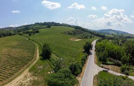 Wine estate with winery for sale near Florence Tuscany for 2,900,000 €