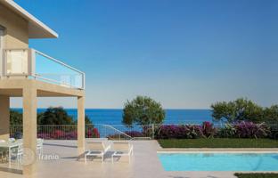 2-bedroom apartment 80 m² in Liguria for 660,000 €