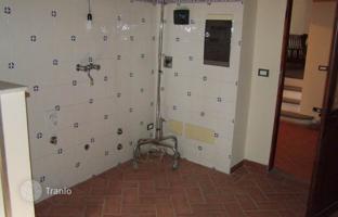 Villa 880 m² in Pontassieve for 2,600,000 €