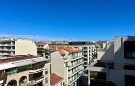 2-bedrooms apartment in Antibes, France for 320,000 €