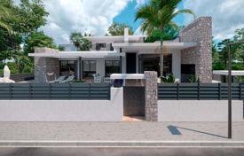 Exclusive villa with basement, solarium and two private pools in Santa Rosalía for 1,095,000 €