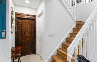4-bedroom house 198 m² in Weston for $805,000