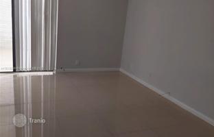 3-bedroom apartments in condo 128 m² in Aventura for $425,000