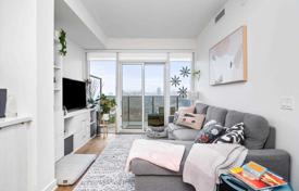 Apartment – Richmond Street West, Old Toronto, Toronto,  Ontario,   Canada for C$1,044,000