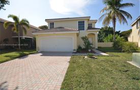 Townhome – Hollywood, Florida, USA for $625,000