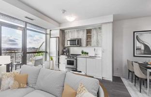2-bedroom apartment in Etobicoke for C$1,102,000