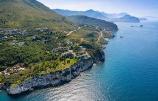 Land plot 4,864 m² in Reževići for 827,000 €