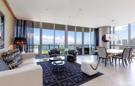 Cosy flat with ocean views in a residence on the first line of the beach, Miami, Florida, USA for 1,664,000 €