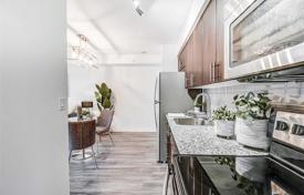 Apartment – Dupont Street, Old Toronto, Toronto,  Ontario,   Canada for C$665,000