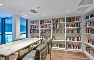 4-bedroom apartment in Etobicoke for C$665,000