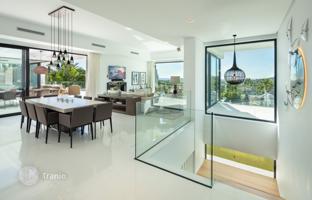 5-bedroom villa 596 m² in Nueva Andalucia for 7,650,000 €