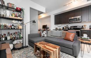 3-bedroom apartment in Bruyeres Mews for C$712,000