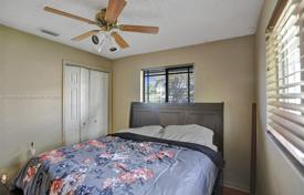 Townhome – Coral Springs, Florida, USA for $630,000