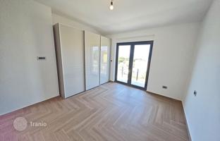 3-bedroom house 230 m² in Malinska for 1,395,000 €