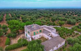 Ancient farmhouse for sale in Puglia in Ostuni for 1,600,000 €