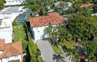 5-bedroom house 548 m² in Key Biscayne for $6,500,000