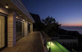 Luxurious villa near Sveti Stefan for 1,400,000 €